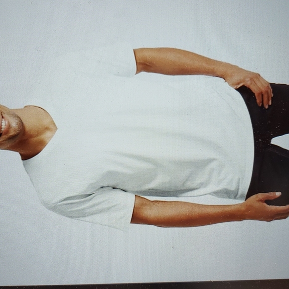 M&S NWOT Cotton V Neck T-shirt, Sz M - Picture 1 of 8
